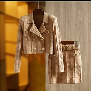New Fashion Suit “Balmain” Comes with Matching Belt - sz Small in BEIGE